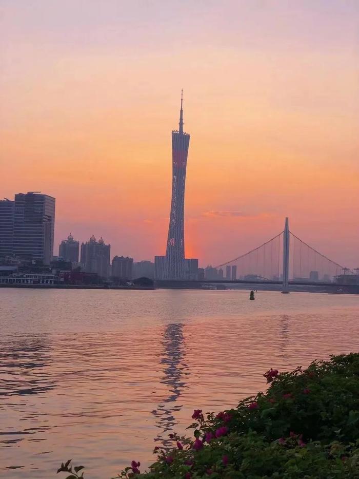 骑火狐电竞行珠江北岸 从沙面-海心沙追逐落日看广州百年风华(图40)