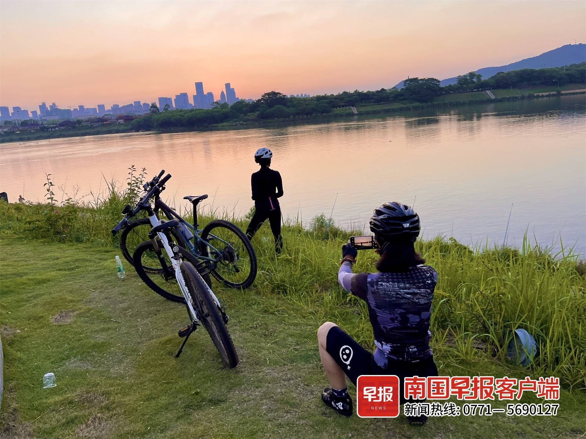 潮流起继飞盘露营之火狐电竞平台后骑行为何火出圈丨自行车复兴①(图1)